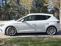 Usado Seat Leon FR 150 CV (110 kW) 2017 Blanco Berlina