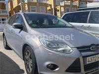 Usado Ford Focus Trend 125 CV (91 kW) 2013 Gris / plata Berlina
