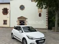 Usado Hyundai i20 GO! 84 CV (61 kW) 2016 Blanco Berlina