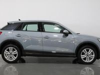 Usado Audi Q2 Advanced Plus 150 CV (110 kW) 2023 Gris flecha efecto perla SUV