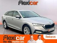 Usado Skoda Octavia Ambition 150 CV (110 kW) 2022 Gris Utilitario