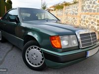 Usado Mercedes E220 Elegance 150 CV (110 kW) 1994 Verde Coupe