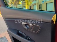 Usado Seat Leon FR 125 CV (91 kW) 2018 Granate Berlina