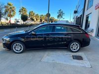 Usado Mercedes CLA200 Shooting Brake 136 CV (100 kW) 2017 Negro Familiar