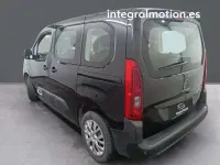 Usado Citroën Berlingo Feel 102 CV (75 kW) 2022 Negro Monovolumen