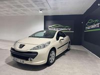 Usado Peugeot 207 CC 120 CV (88 kW) 2009 Blanco Descapotable