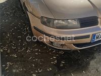 Usado Seat Toledo Sport 110 CV (80 kW) 1999 Beige Berlina