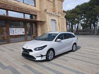 Usado Kia Ceed 136 CV (100 kW) 2022 Blanco Utilitario