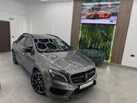 Usado Mercedes GLA220 AMG line 170 CV (125 kW) 2015 Gris / plata SUV