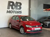 Usado VW Polo Advance 75 CV (55 kW) 2017 Granate Berlina