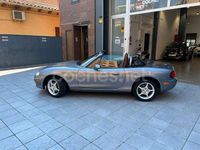 Usado Mazda MX5 110 CV (80 kW) 2002 Gris / plata Descapotable