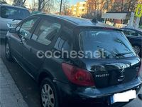 Usado Peugeot 307 110 CV (80 kW) 2005 Negro Berlina