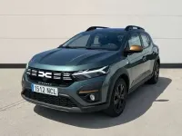 Usado Dacia Sandero Extreme 101 CV (74 kW) 2025 Verde Utilitario