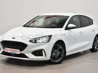 Usado Ford Focus ST-Line 126 CV (92 kW) 2020 Blanco Berlina