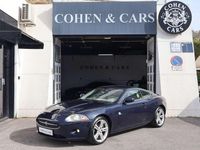 Usado Jaguar XK 298 CV (219 kW) 2006 Azul Coupe