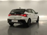 Nuevo Hyundai i20 Blackline 90 CV (66 kW) 2026 Blanco Utilitario