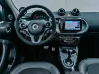 Usado Smart ForFour Brabus Xclusive 109 CV (80 kW) 2016 Azul Utilitario