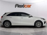 Käytetty Kia Ceed 120 HP (88 kW) 2020 Valkoinen Viistoperä