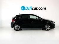 Usado Hyundai i20 102 CV (75 kW) 2024 Negro Berlina