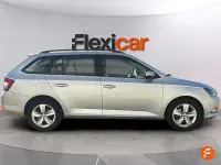 Usado Skoda Fabia Active 90 CV (66 kW) 2017 Gris Familiar