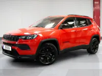 Usado Jeep Compass Night Eagle 130 CV (95 kW) 2022 Rojo SUV