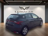 Usado Hyundai i20 84 CV (61 kW) 2023 Negro Utilitario