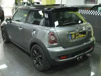 Usado Mini Cooper S 175 CV (128 kW) 2008 Gris / plata Utilitario