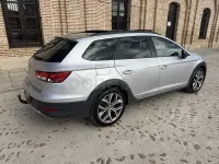Usado Seat Leon 4Drive 184 CV (135 kW) 2016 Gris / plata Familiar