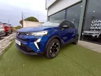 Usado Renault Captur Techno 100 CV (73 kW) 2025 Azul SUV