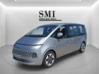 Usado Hyundai Staria 177 CV (130 kW) 2023 Gris Monovolumen