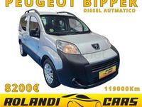 Usado Peugeot TePee 68 CV (50 kW) 2010 Gris / plata Monovolumen