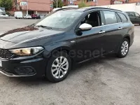 Usado Fiat Tipo Easy 120 CV (88 kW) 2018 Negro Berlina