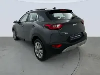 Usado Kia Stonic Plus 101 CV (74 kW) 2022 Gris SUV