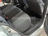 Usado Opel Astra Enjoy 100 CV (73 kW) 2007 Gris / plata Berlina