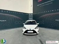 Usado Toyota Yaris Hybrid 100 CV (73 kW) 2020 Blanco Berlina