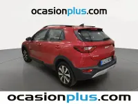 Usado Kia Stonic 101 CV (74 kW) 2024 Rojo SUV
