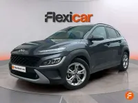 Usado Hyundai Kona 120 CV (88 kW) 2022 Gris SUV