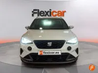 Usado Seat Arona Xperience 110 CV (80 kW) 2023 Blanco SUV