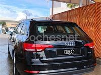 Usado Audi A4 150 CV (110 kW) 2018 Negro Familiar