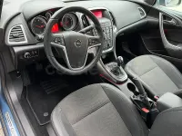 Usado Opel Astra Excellence 130 CV (95 kW) 2014 Azul Berlina
