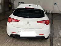 Usado Alfa Romeo Giulietta Distinctive 105 CV (77 kW) 2014 Blanco Utilitario