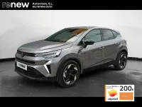 Usado Renault Captur Techno 100 CV (73 kW) 2025 Gris / plata SUV