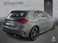 Usado Mercedes A180 AMG line 116 CV (85 kW) 2025 Gris montaña Berlina