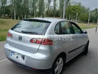 Usado Seat Ibiza Sport 64 CV (47 kW) 2004 Gris / plata Utilitario