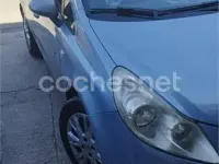 Usado Opel Corsa Cosmo 90 CV (66 kW) 2009 Gris / plata Utilitario