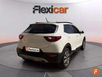Usado Kia Stonic 84 CV (61 kW) 2022 Blanco SUV