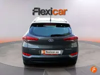 Usado Hyundai Tucson 132 CV (97 kW) 2018 Gris SUV