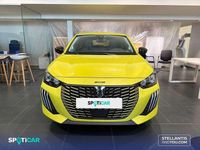 Usado Peugeot 208 Allure 101 CV (74 kW) 2025 Amarillo Utilitario