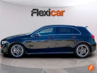Usado Mercedes A200 163 CV (119 kW) 2018 Negro Utilitario