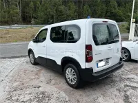 Usado Peugeot Rifter Active 130 CV (95 kW) 2021 Blanco Monovolumen